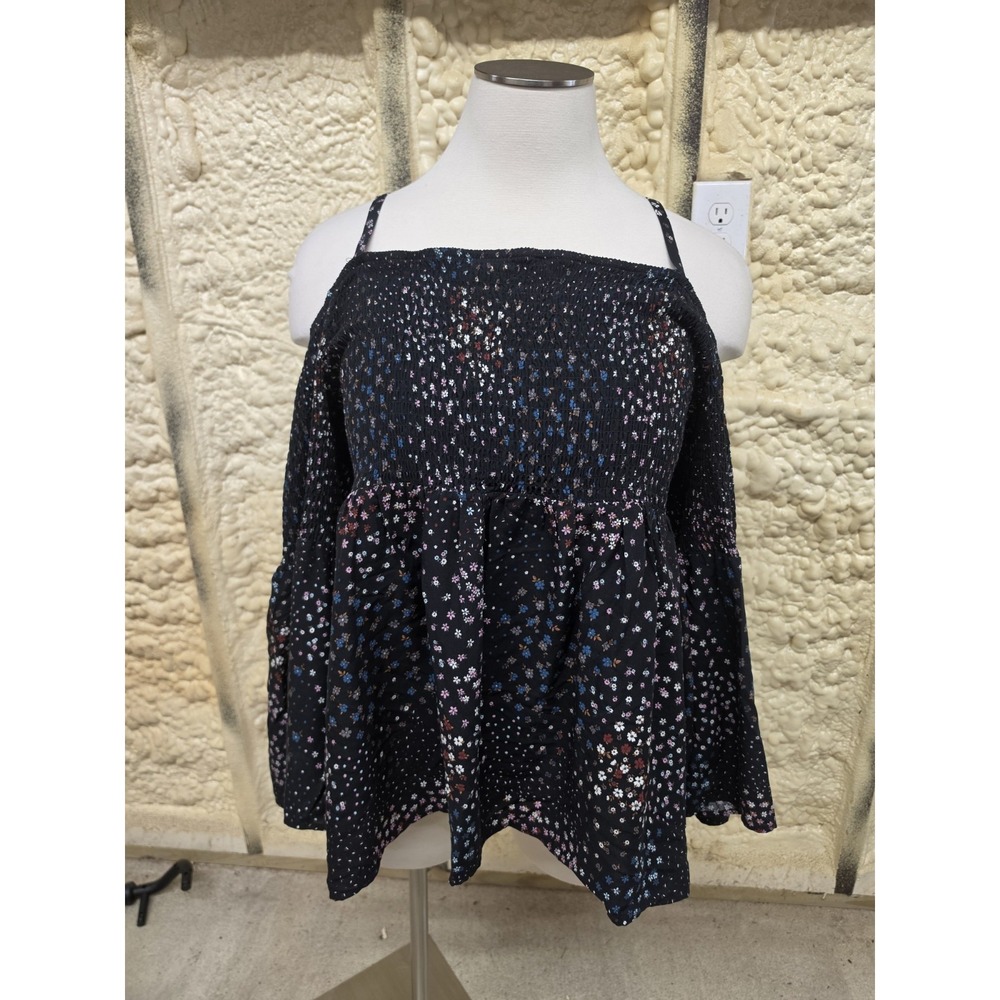 Torrid Plus Size 4X Black Challis Cold Shoulder Smock Blouse Abstact